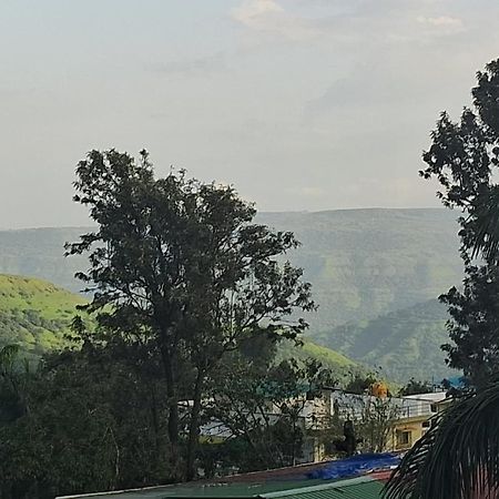 Trimurti Holiday Home Pānchgani Exterior foto